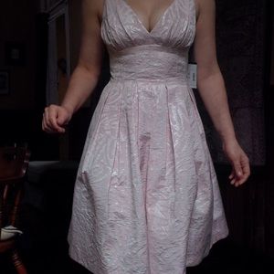 Vera Wang Soft Pink Dream Cocktail dress